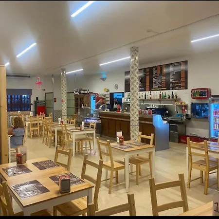 Hostel Pensao Dona Maria O Bifanitas